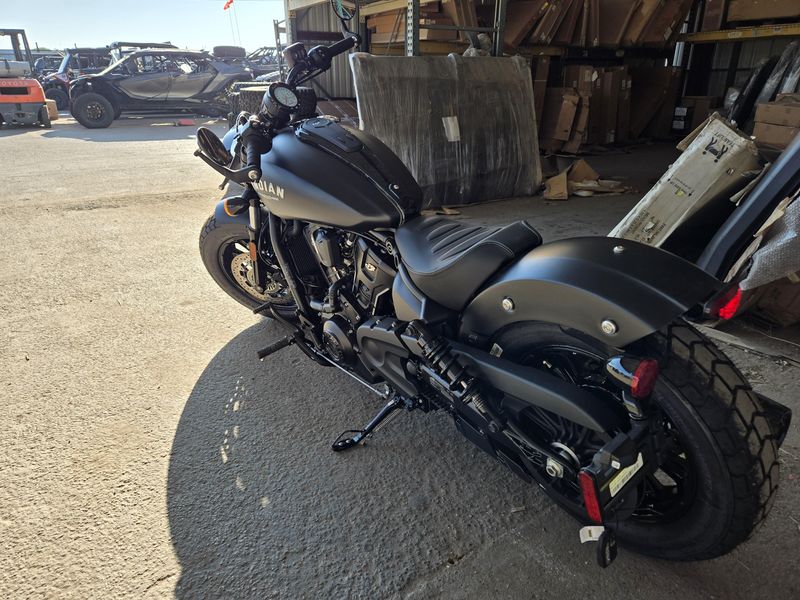 NEW 2025 INDIAN MOTORCYCLE SCOUT BOBBER LIMITED WITH TECHNOLOGY PACKAGE Image 15