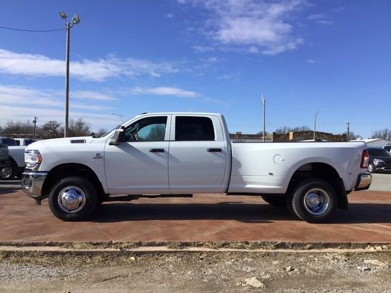 2024 RAM 3500 Tradesman Crew Cab 4x4 8