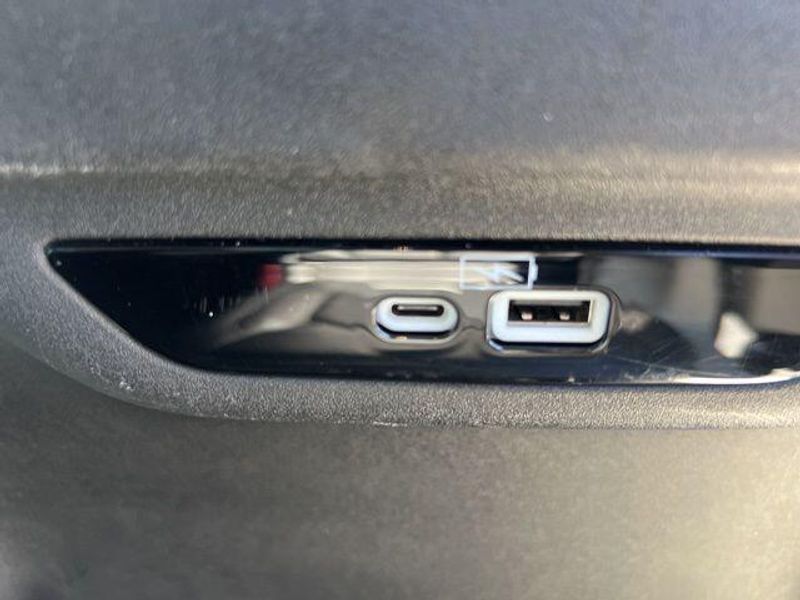 2023 Chrysler Pacifica Touring LImage 26