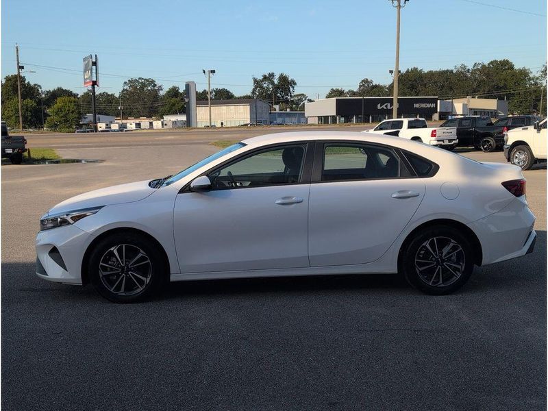 Used 2024 Kia Forte LXSImage 2