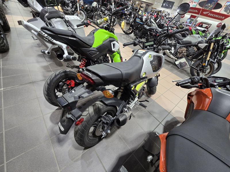 2023 Honda GROM BASEImage 6