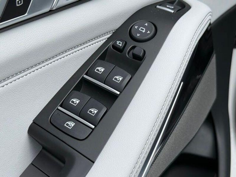 New 2026 BMW X5 sDrive40iImage 16