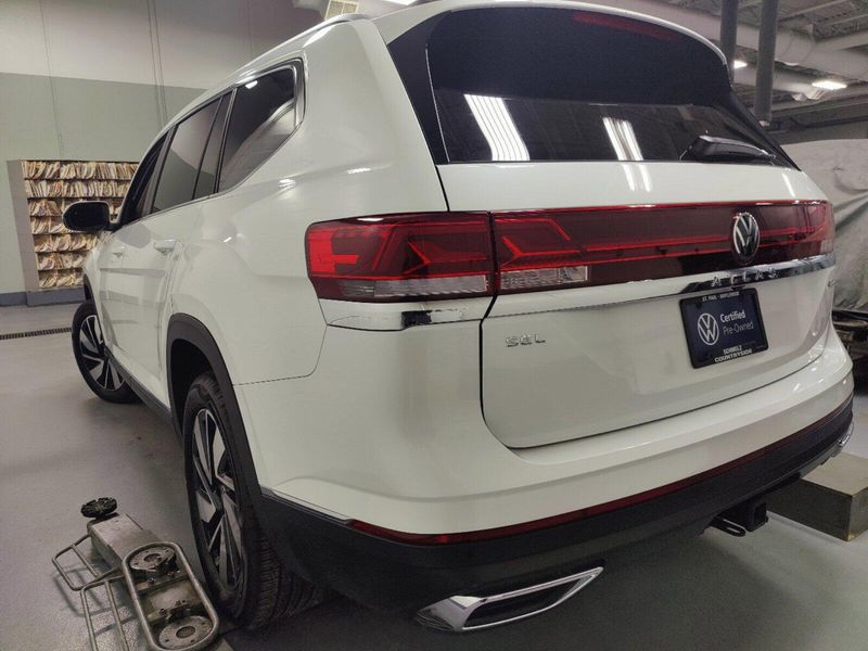 2024 Volkswagen Atlas SEL AWD w/Sunroof & NavImage 13