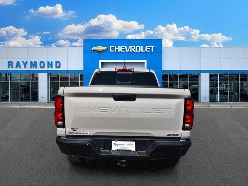 New 2026 Chevrolet Colorado ZR2Image 5