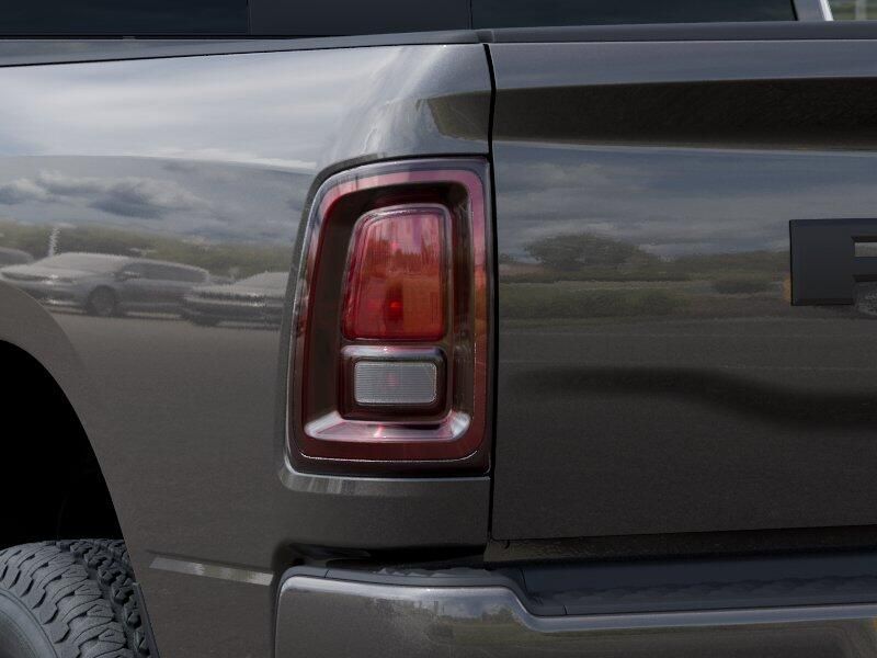 New 2026 RAM 2500 Black Express Crew Cab 4x4 6