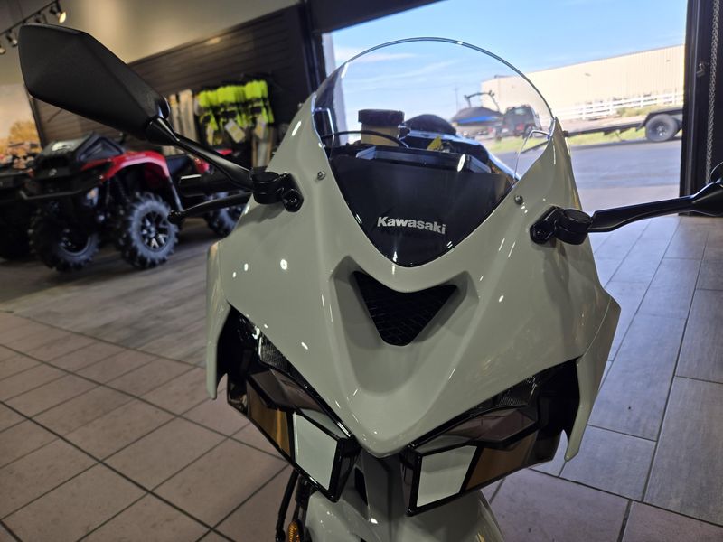 NEW 2026 KAWASAKI NINJA ZX6R ABS Image 8