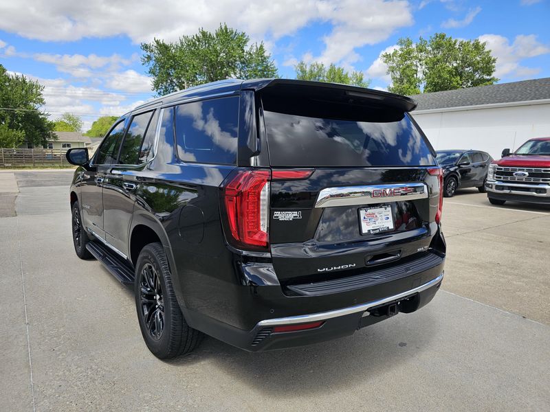 2021 GMC Yukon SLTImage 6