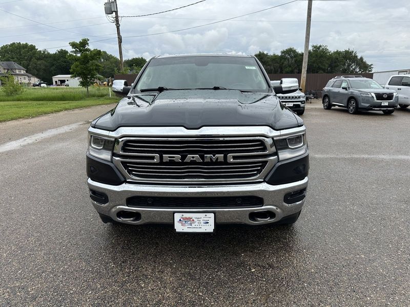 2020 RAM 1500 LaramieImage 3