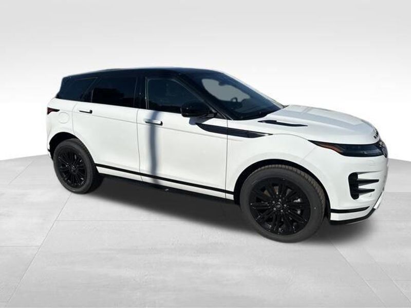 Used 2025 Land Rover Range Rover Evoque Dynamic SE