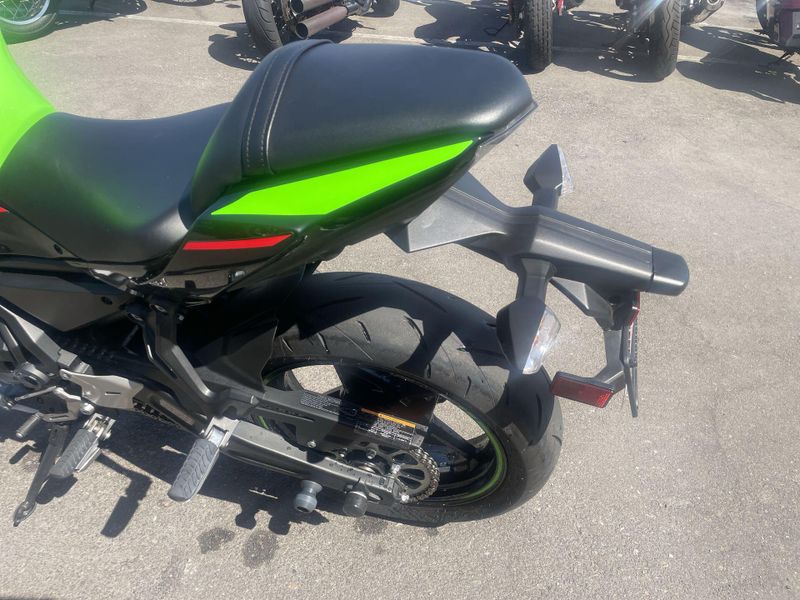 Used 2022 Kawasaki NINJA ZX-6R ABS Image 23