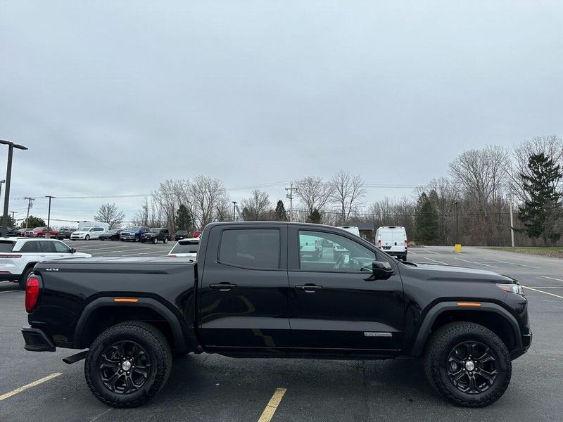 2023 GMC Canyon ElevationImage 14