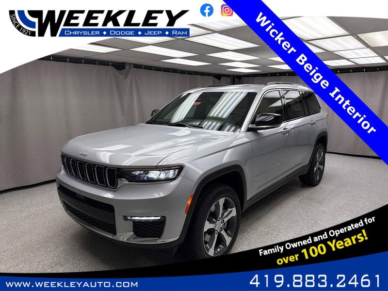 New 2025 Jeep Grand Cherokee L Limited 4x4Image 1