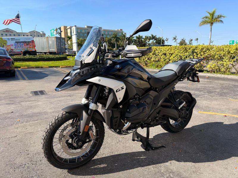 2025 BMW R 1300 GSImage 4