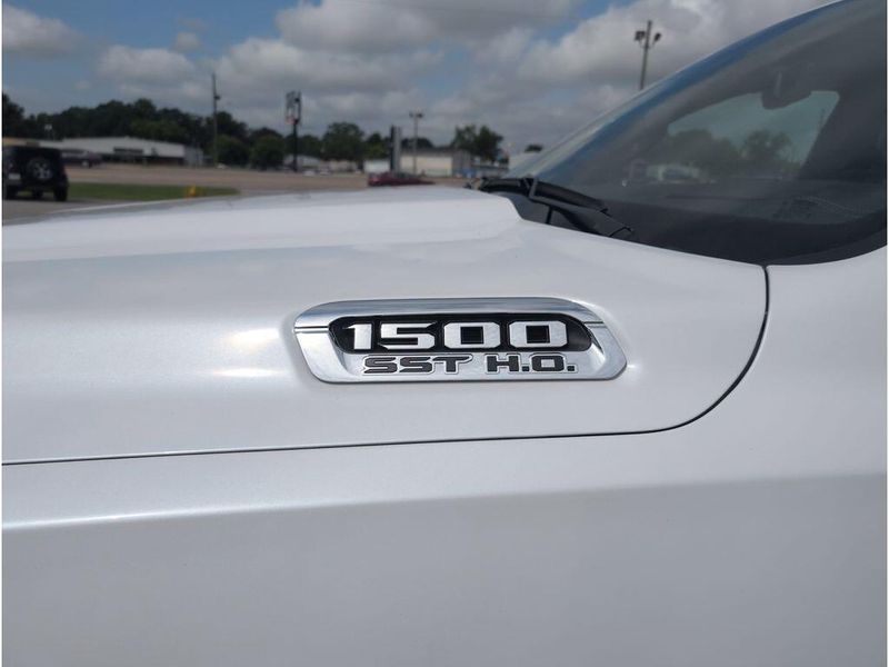 2025 RAM 1500 Limited Crew Cab 4x4 5