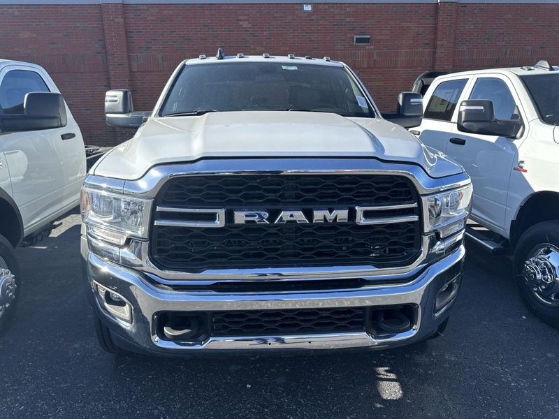 2024 RAM 4500 Tradesman Chassis Crew Cab 4x4 60