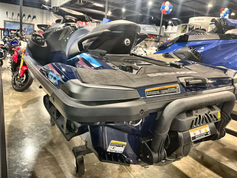 New 2025 Sea-Doo GTX 230 (SOUND SYSTEM) Image 17