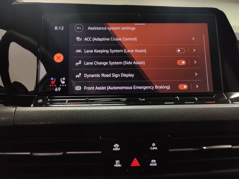 2022 Volkswagen Golf GTI SE w/Sunroof/Leather PkgImage 6