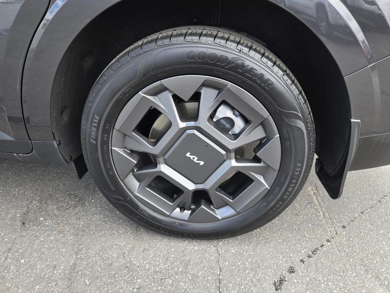 Used 2026 Kia Carnival MPV Hybrid EX FWD