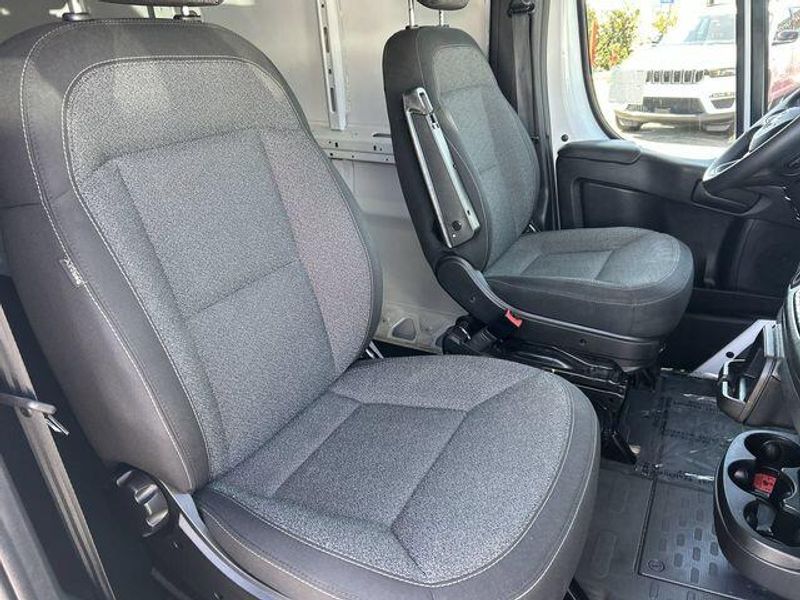 Used 2024 RAM ProMaster 2500 High RoofImage 11