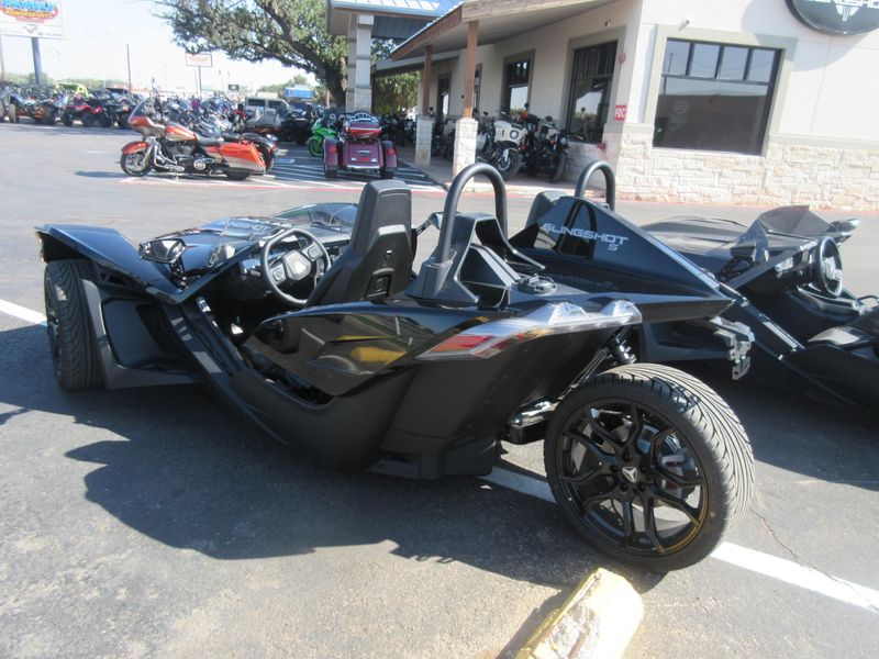 NEW 2026 POLARIS SLINGSHOT S AUTODRIVE Image 23
