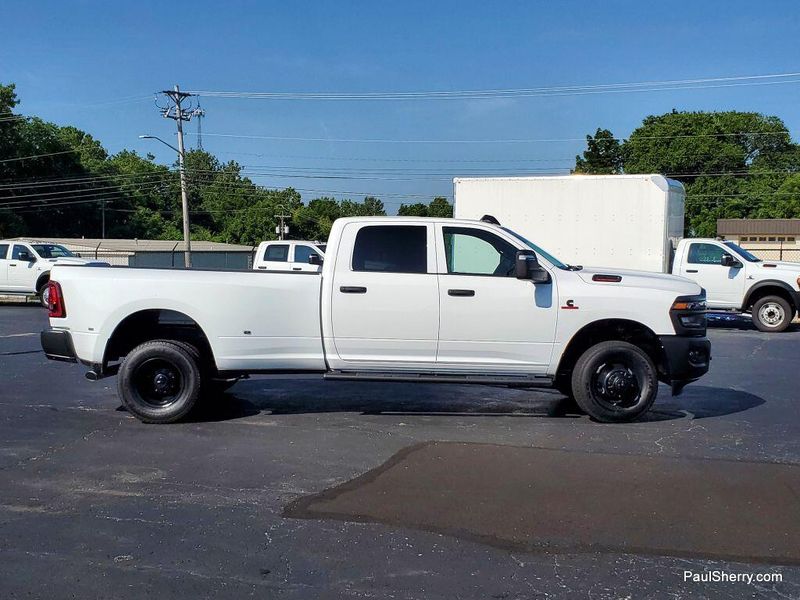 New 2025 RAM 3500 Tradesman Crew Cab 4x4 8