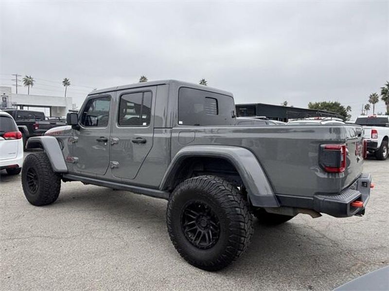 2021 Jeep Gladiator Mojave photo 3