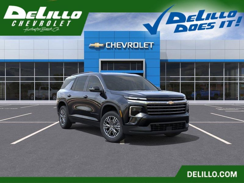 New 2025 Chevrolet Traverse FWD LTImage 1