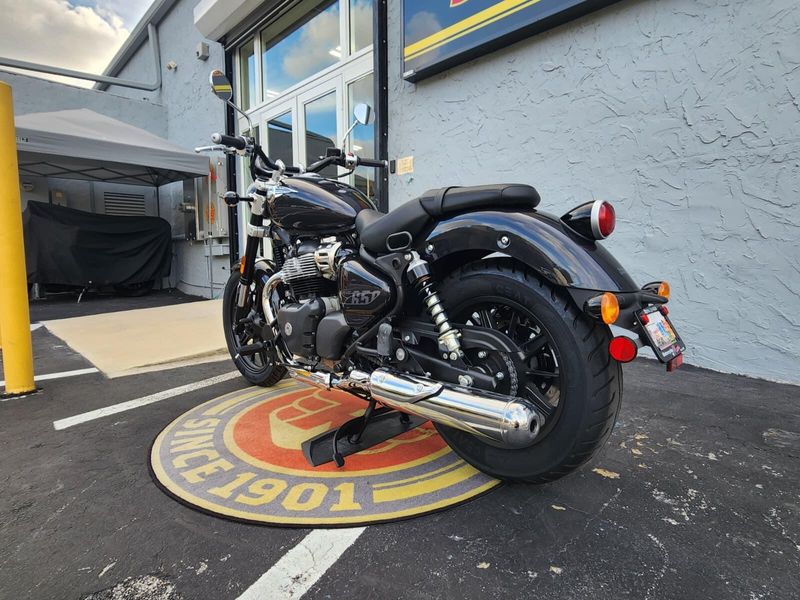 New 2024 Royal Enfield SUPER METEOR Image 7