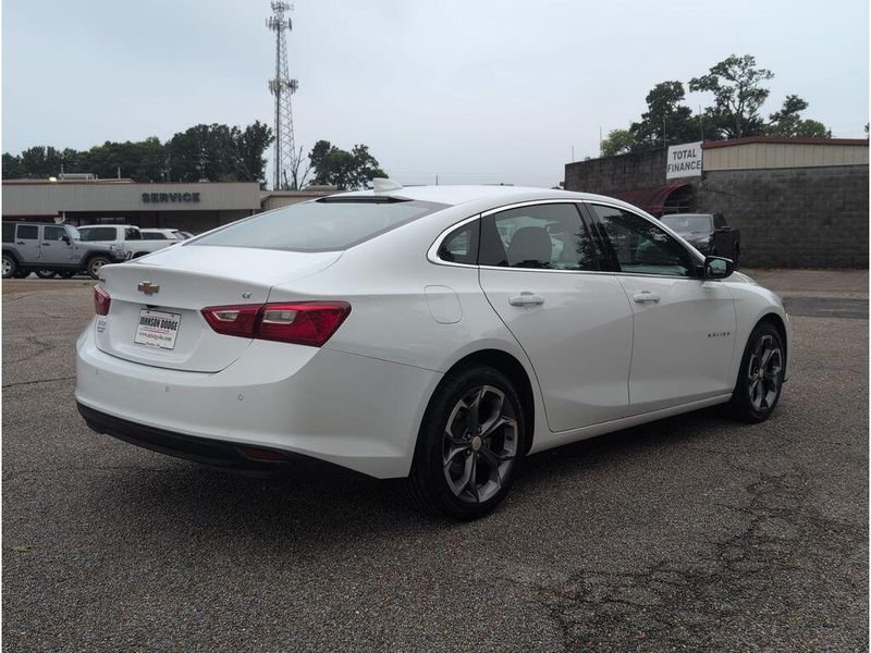 Used 2024 Chevrolet Malibu LTImage 5
