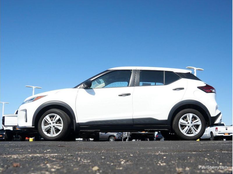 Used 2023 Nissan Kicks S