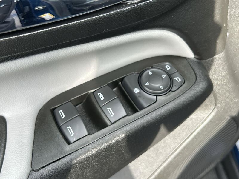 Used 2022 Chevrolet Equinox LSImage 23