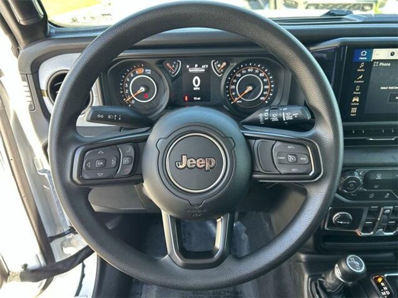 New 2026 Jeep Wrangler 4-door SportImage 17