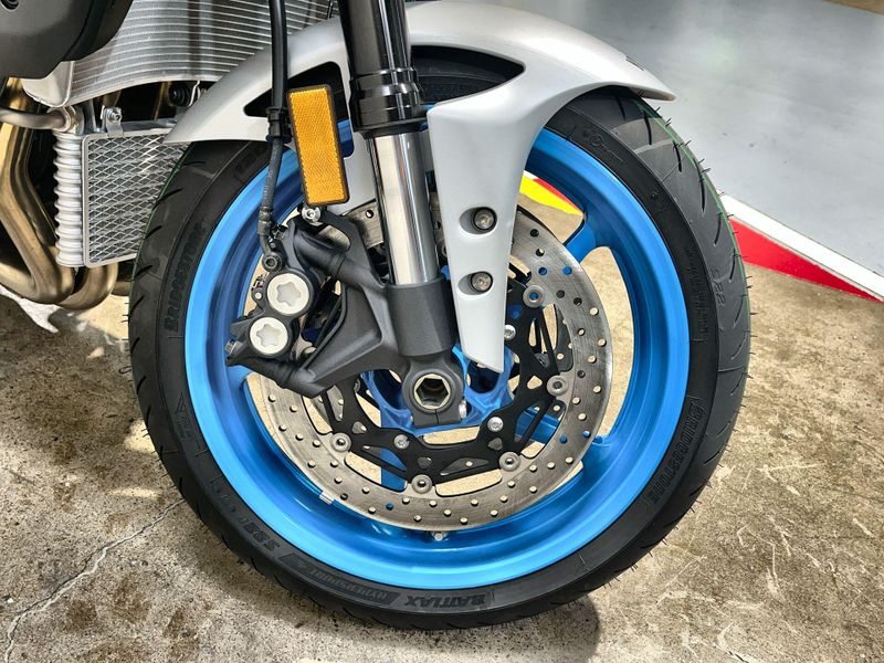 New 2025 Yamaha MT-10 Image 10