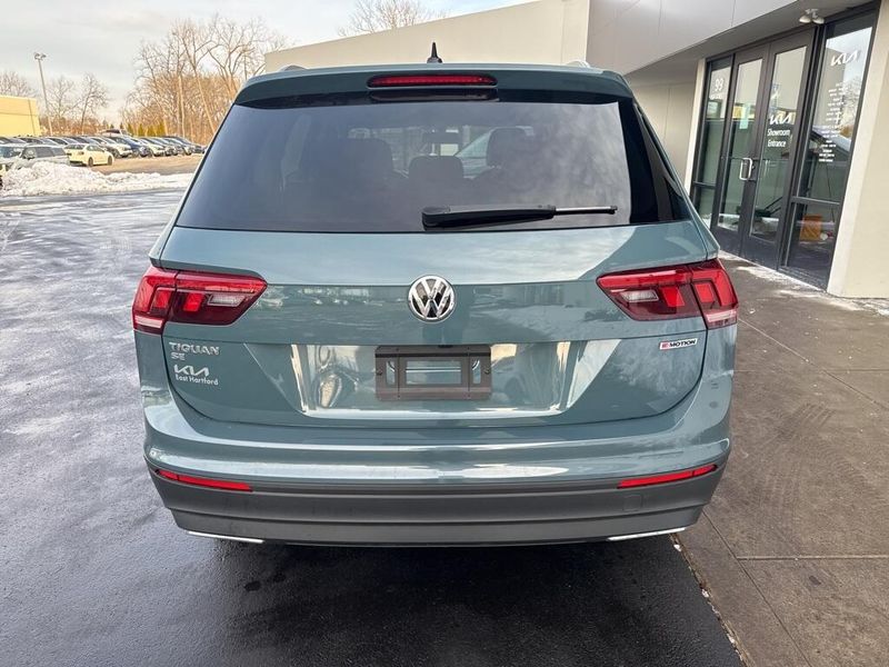 2019 Volkswagen Tiguan 2.0T SEImage 5