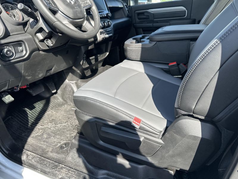 2025 RAM 5500 Tradesman Chassis Regular Cab 4x2 120