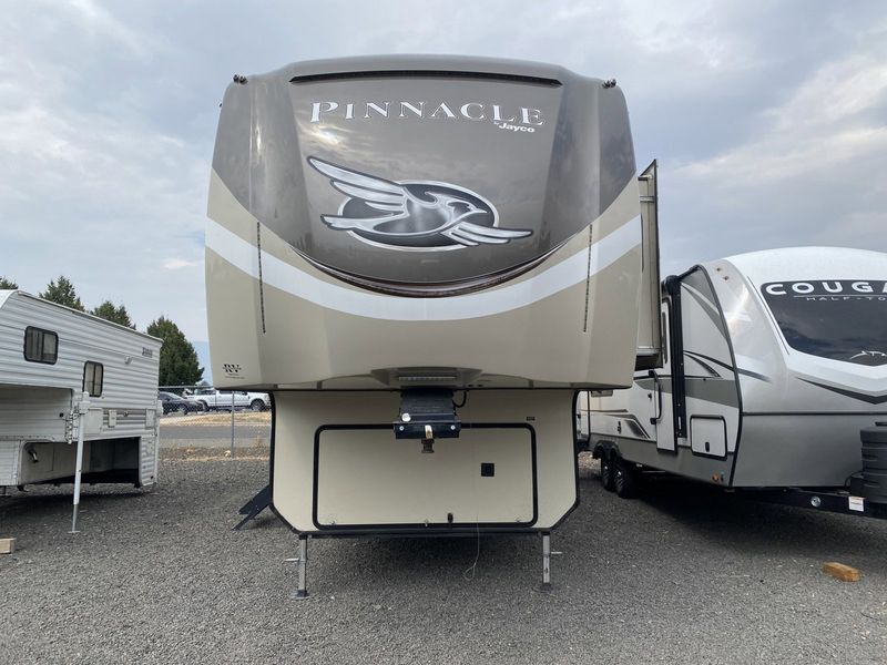 2018 JAYCO Pinnacle Image 5