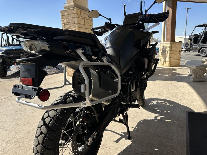 2025 CFMOTO IBEX 800E GEM BLACKImage 2