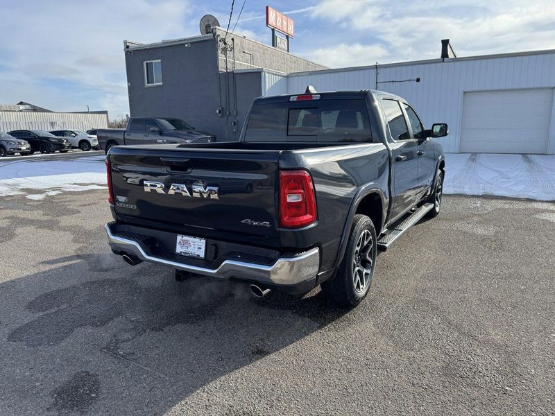 2025 RAM 1500 LaramieImage 8