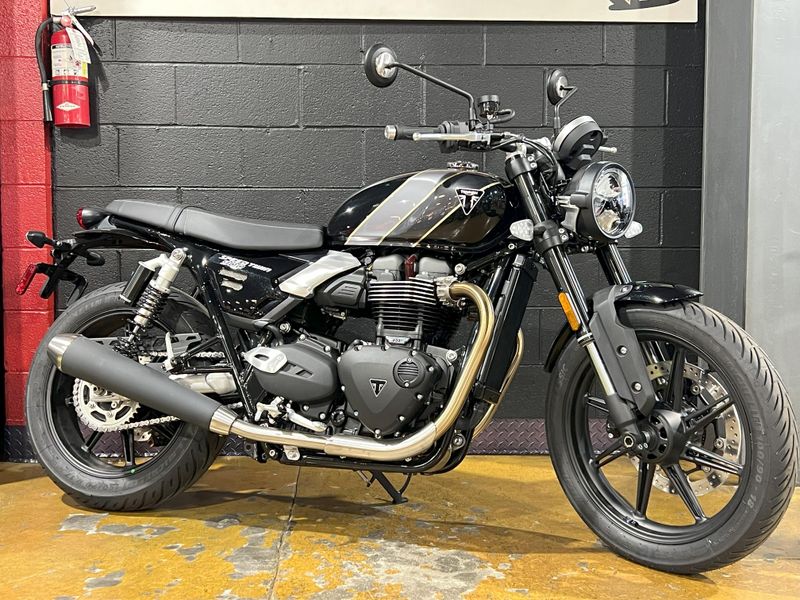 2025 Triumph SPEED TWIN 900 Image 10