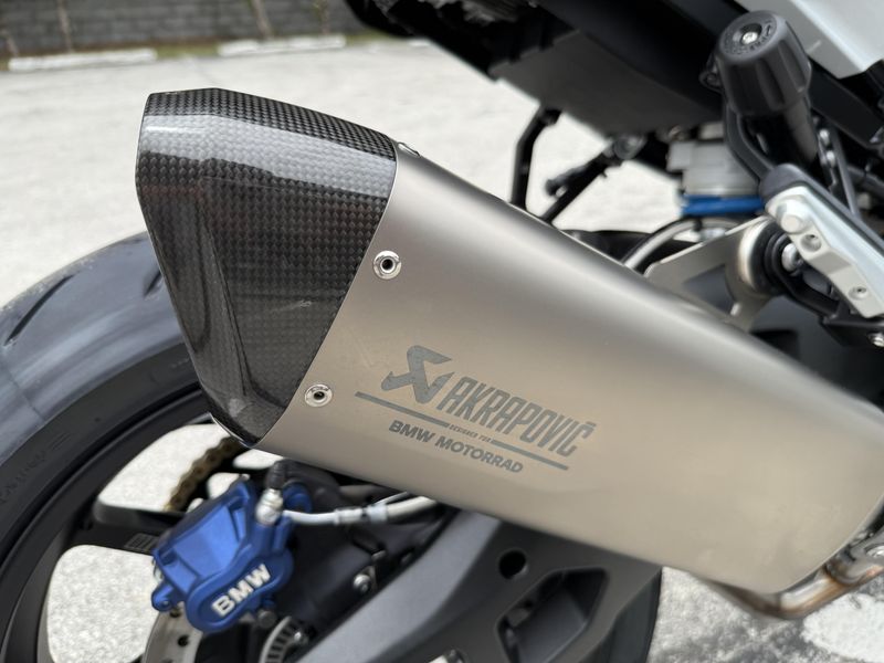 2025 BMW M 1000 XR 