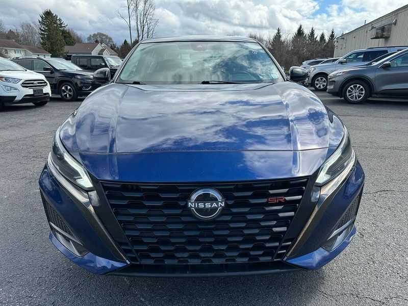 2023 Nissan Altima 2.5 SRImage 10