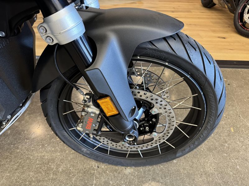 2025 BMW R 1300 GS - TROPHY - RACING BLUE METALLIC