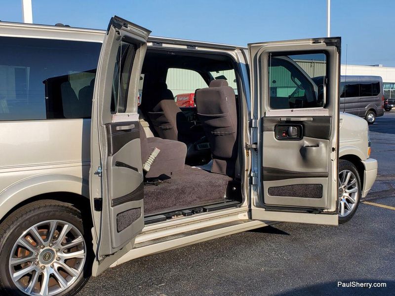 Used 2019 Chevrolet Express 2500 Image 19