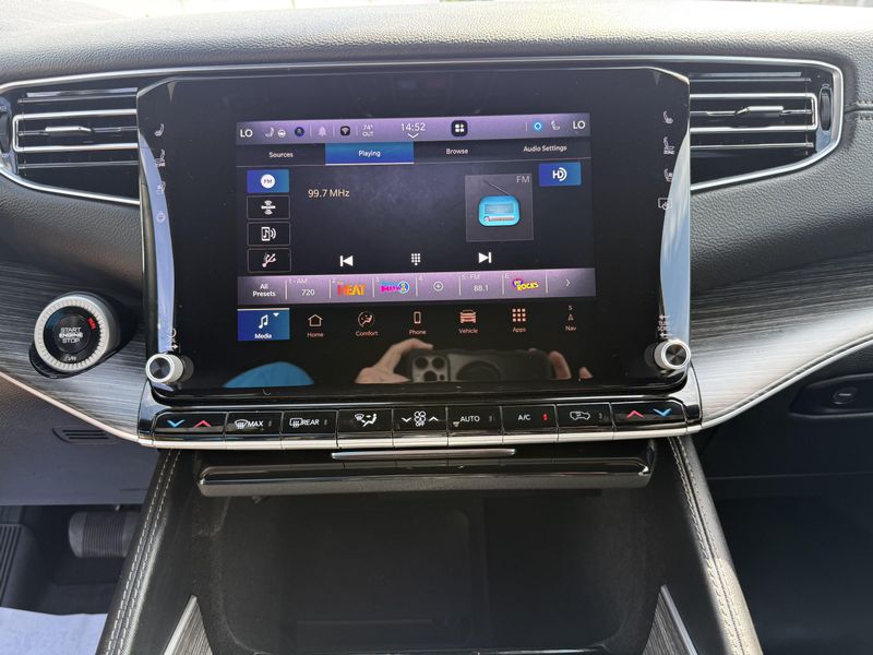 2024 Jeep Wagoneer L Series IIImage 24