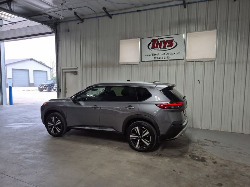 2023 Nissan Rogue PlatinumImage 20