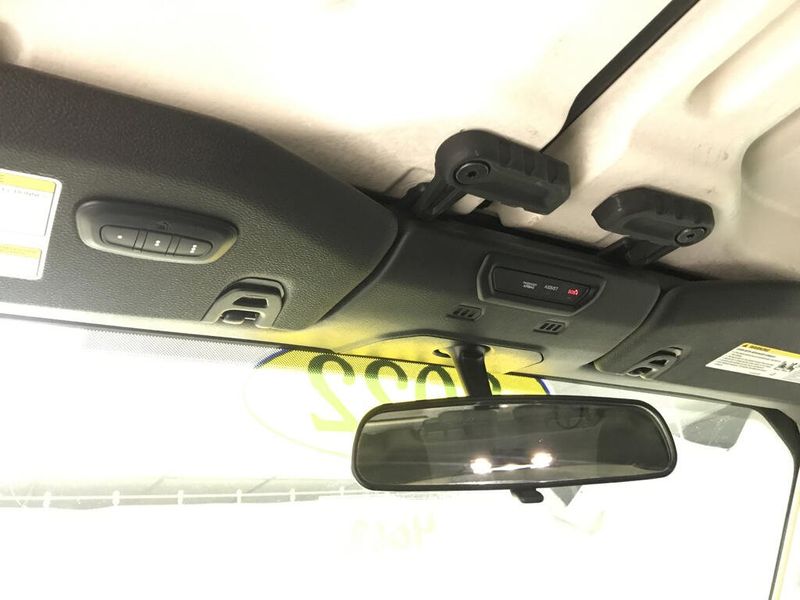 Used 2022 Jeep Wrangler Unlimited WillysImage 25