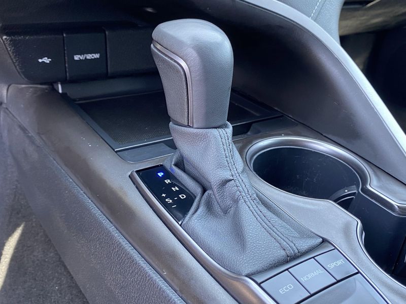 Used 2024 Toyota Camry SEImage 24