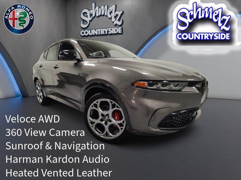 Used 2024 Alfa Romeo Tonale Veloce Premium AWD w/SunroofImage 1