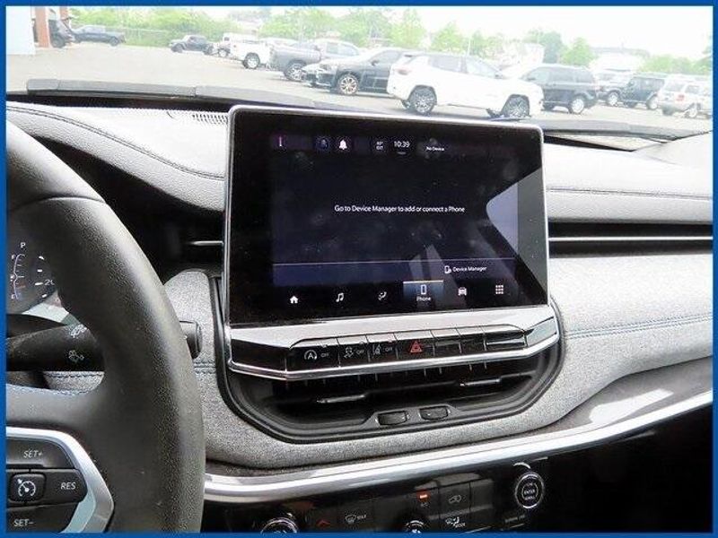 2022 Jeep Compass LatitudeImage 14
