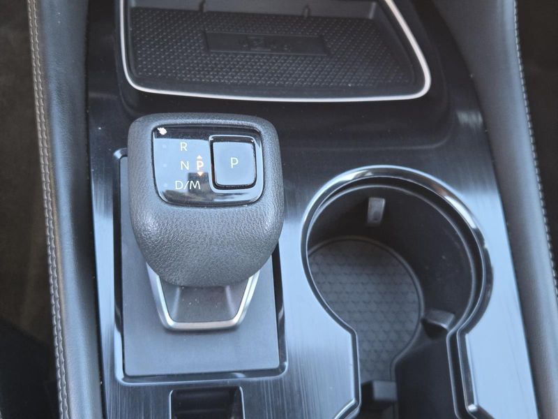 Used 2022 Nissan Rogue FWD Platinum